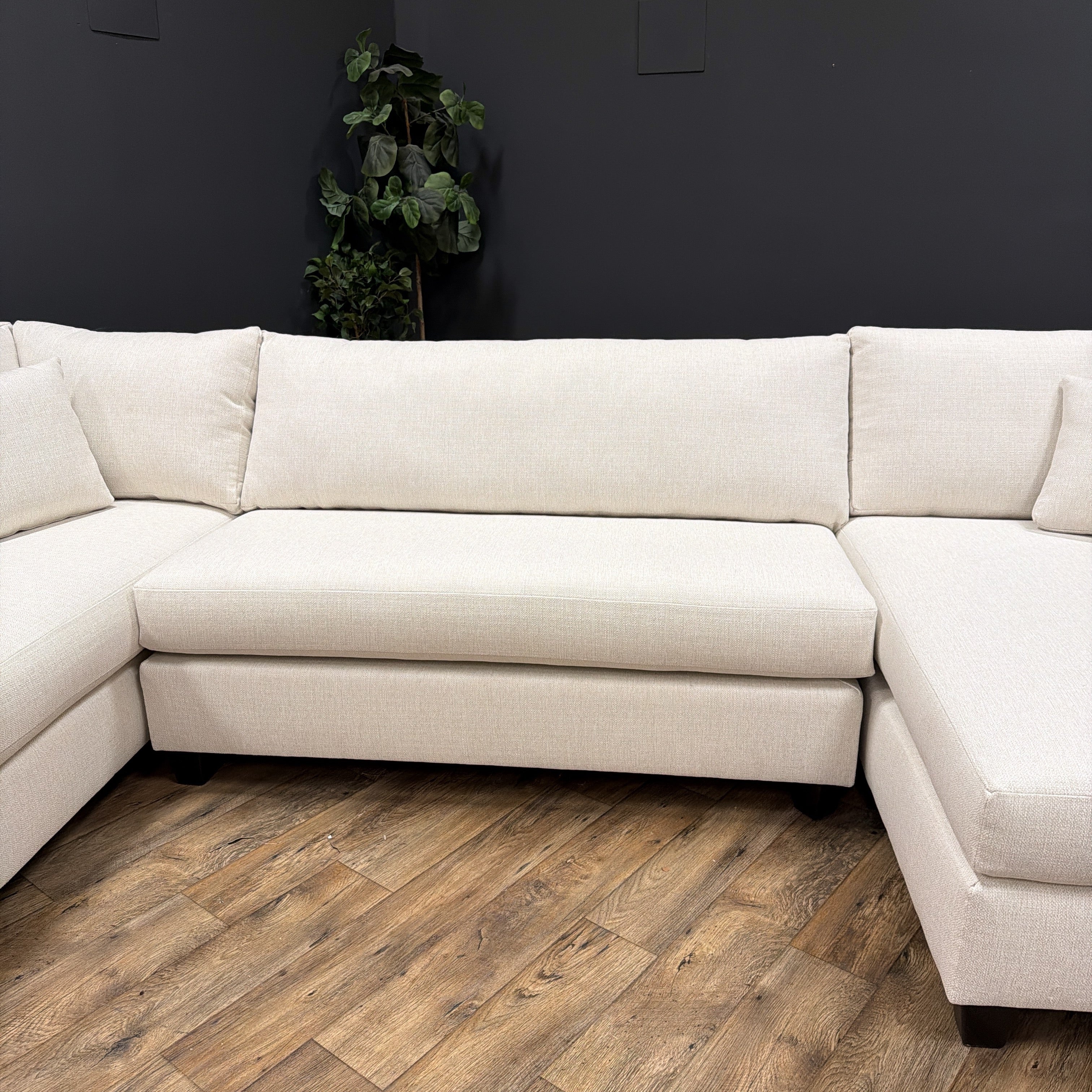 Hawthorne 3-Piece Sectional Sofa in Ivory