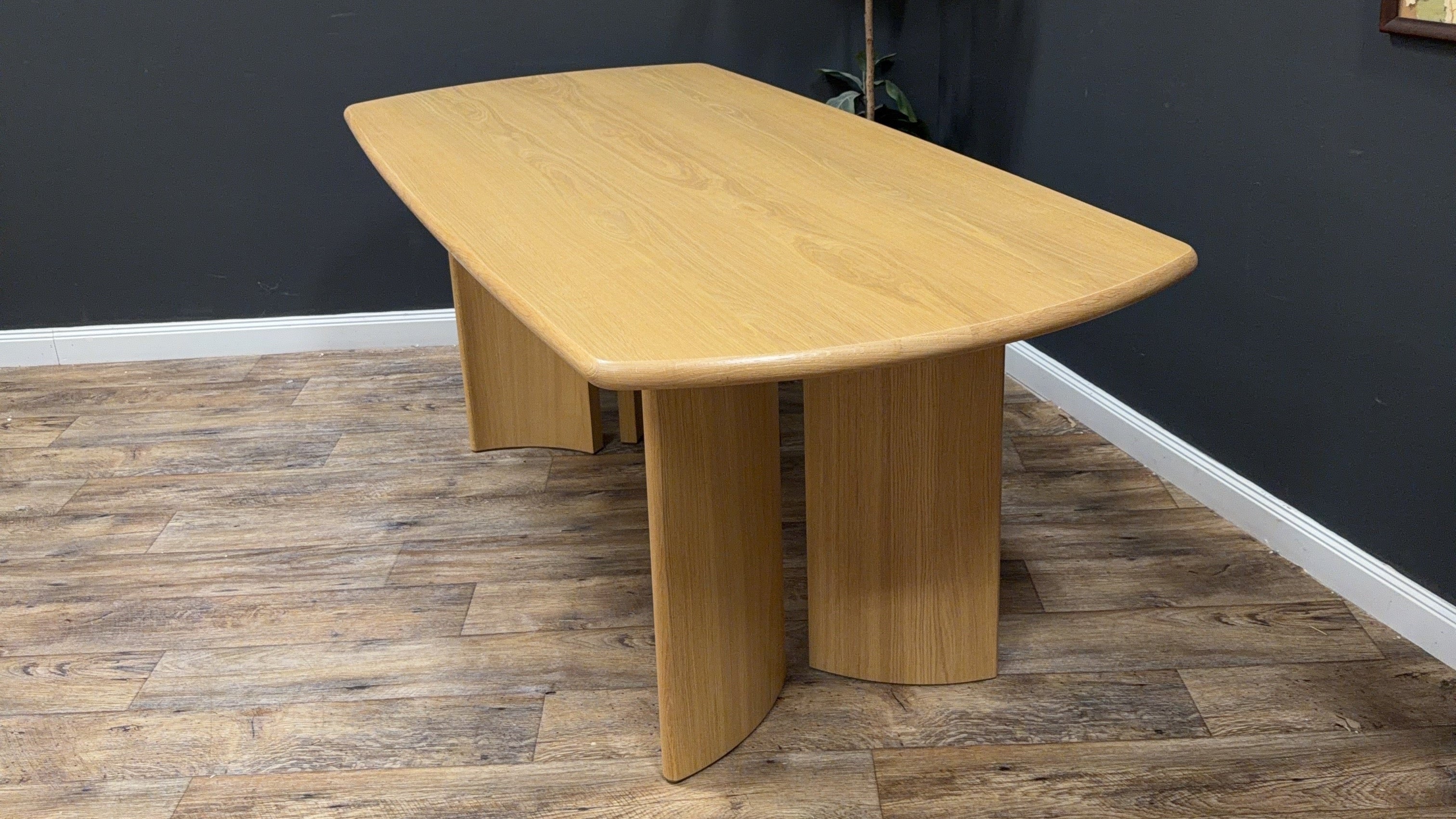 Castlery Posey Dining Table — 72.8"