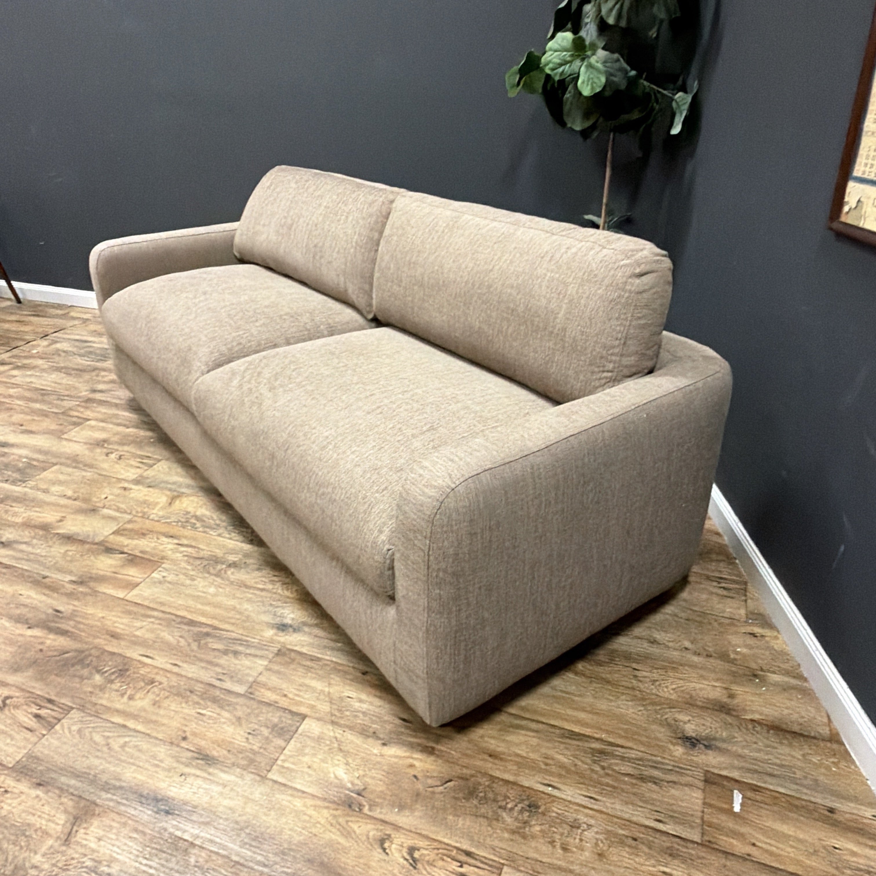 Vati 92” Sofa and Lounge Chair Set – Honey Oak / Buckler Brown