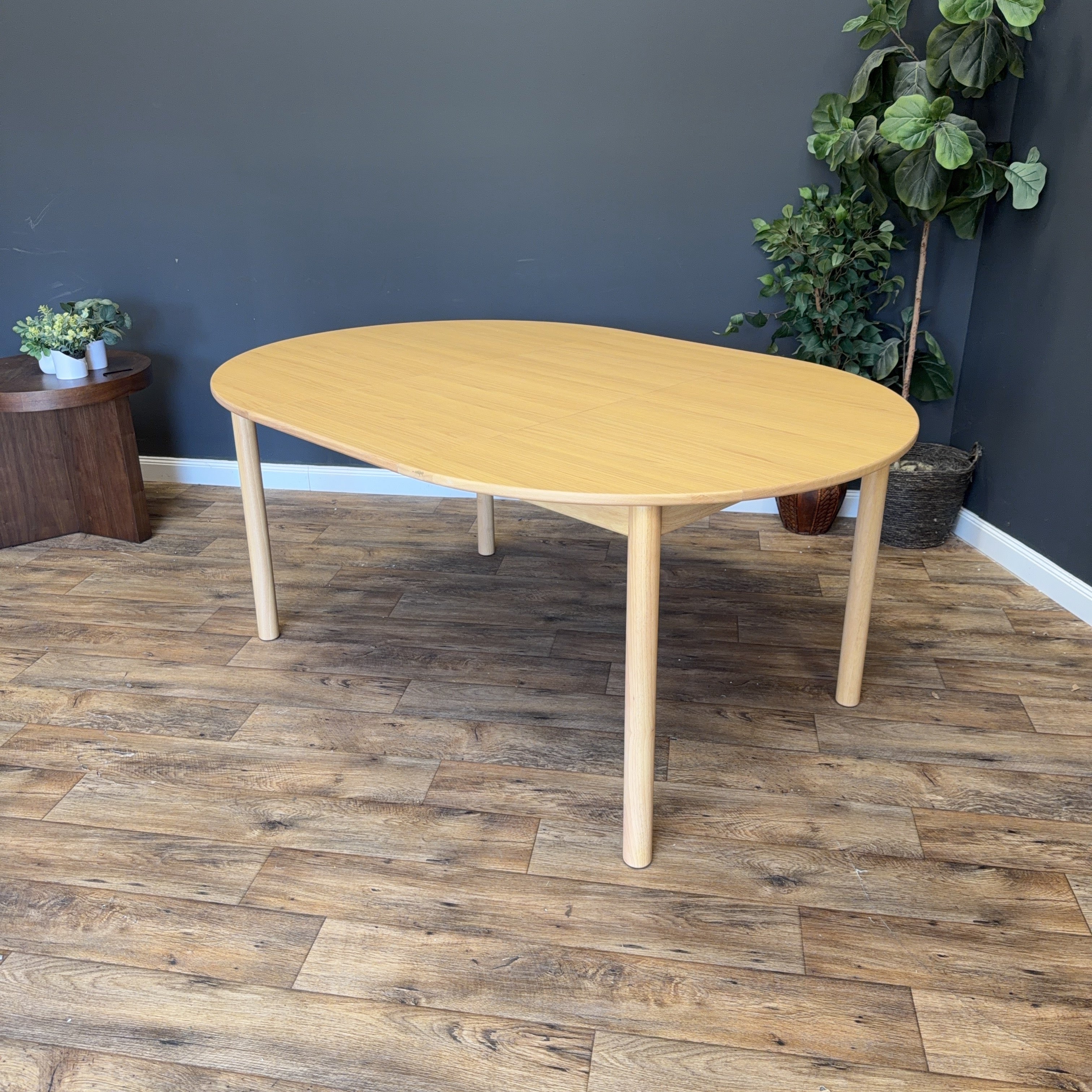 Heidi 48" - 67.75" Extendable Round Dining Table - White Oak (Article)