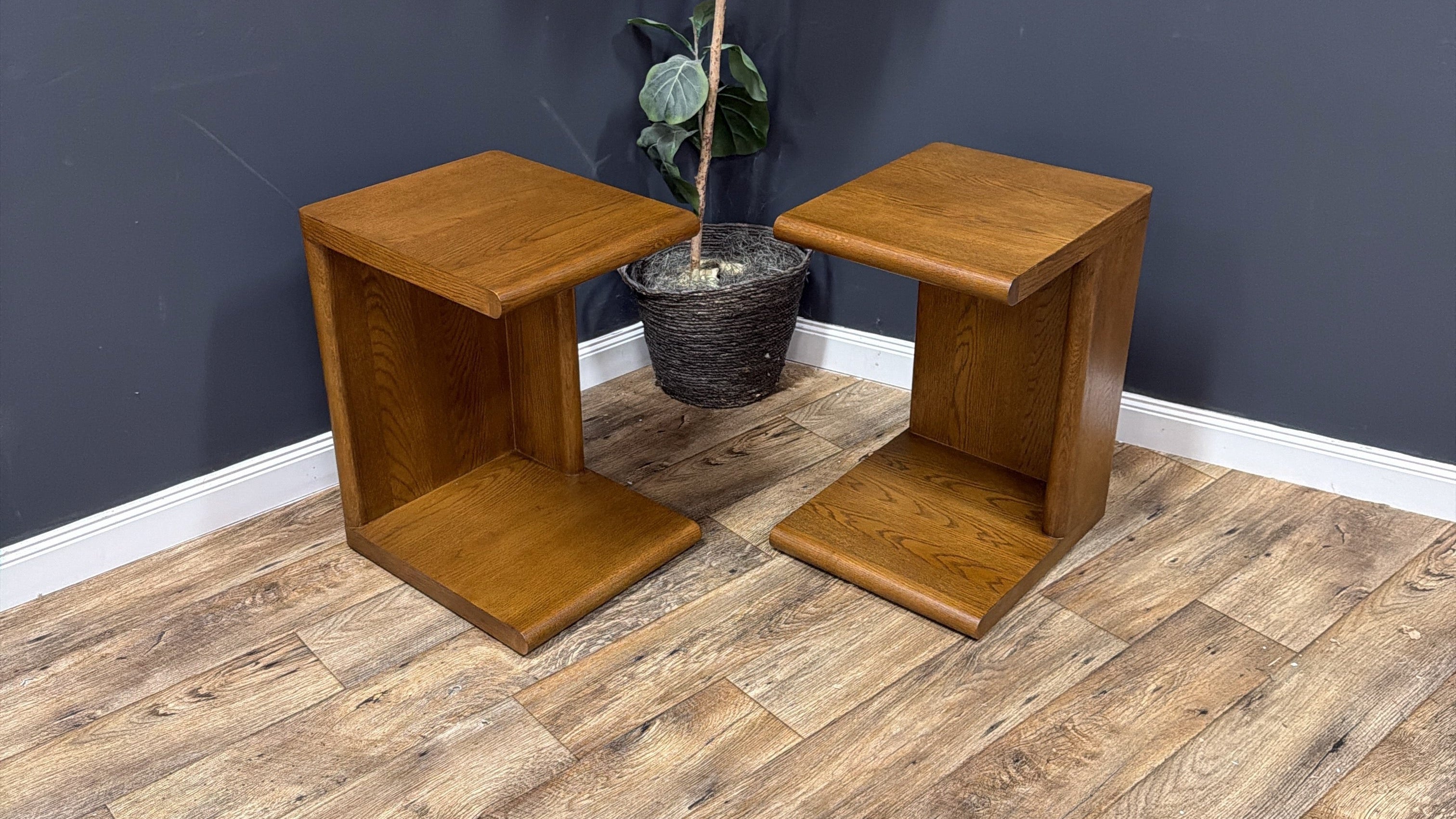 Article - Torme C Side Table - Smoked Oak - Set of 2