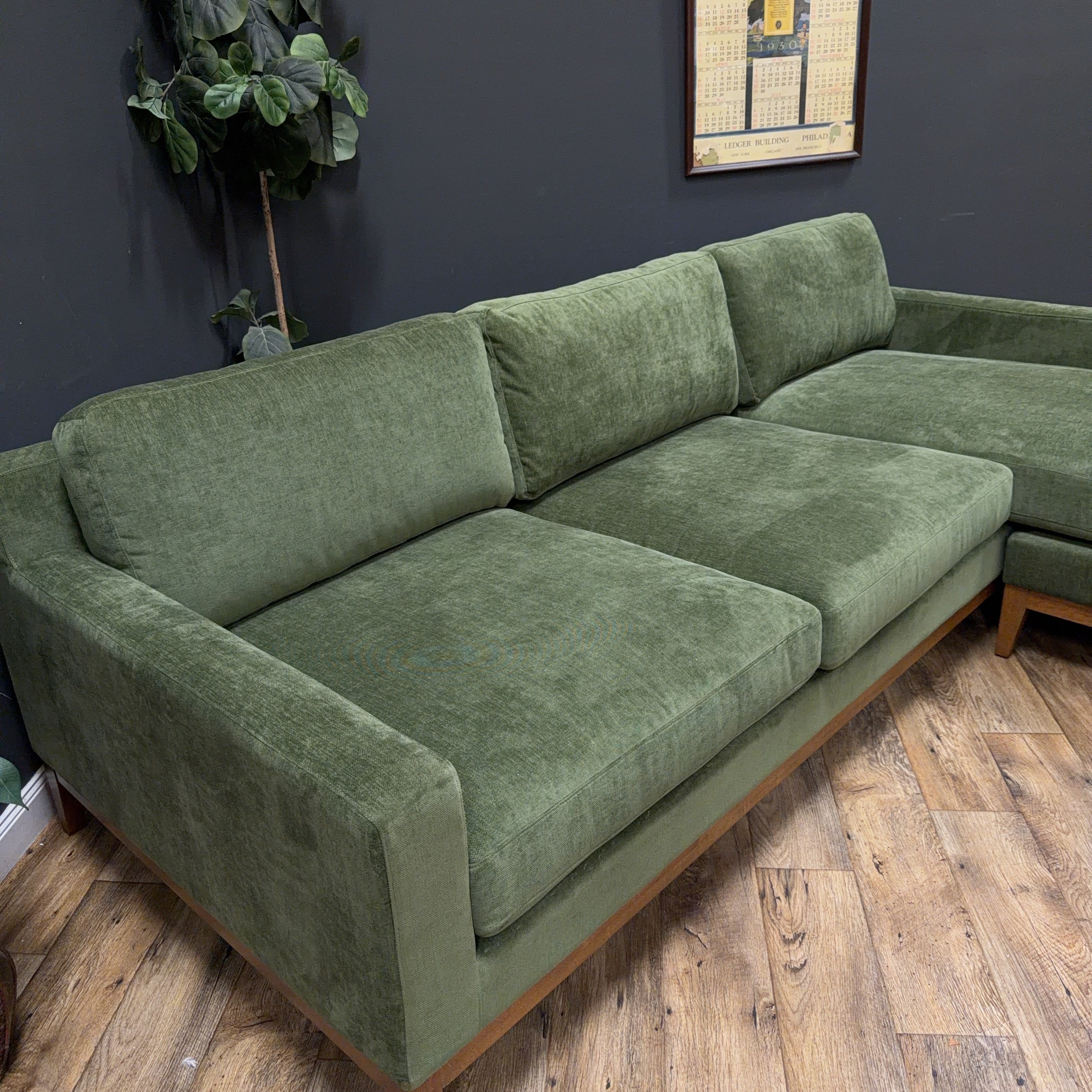 Poly & Bark - Zyon 105.5" Reversible Chaise Sectional Sofa