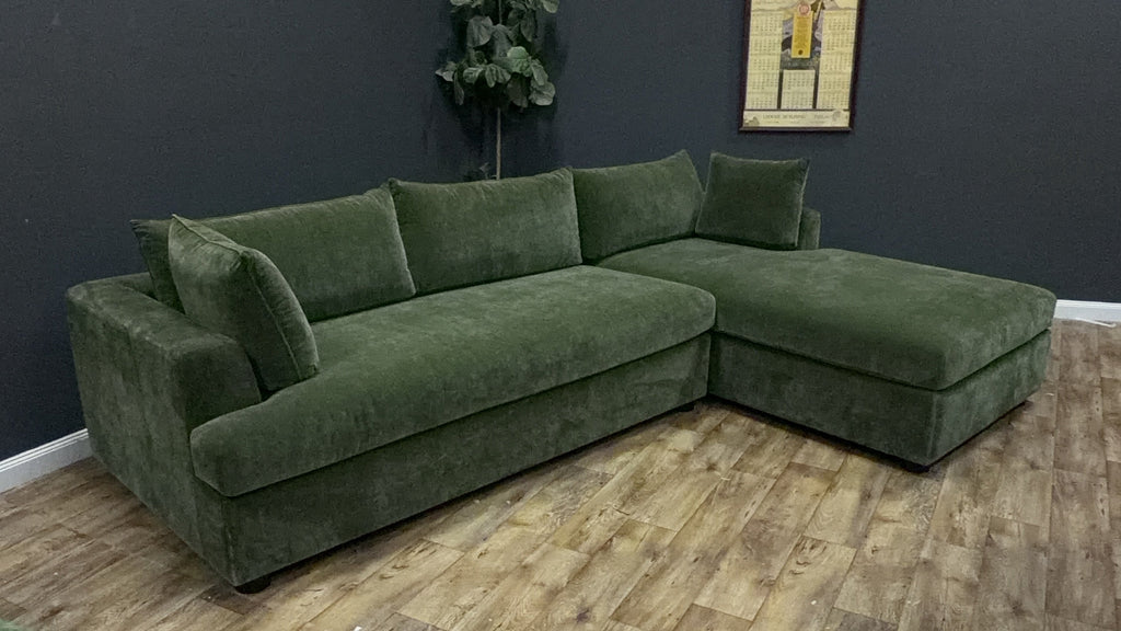Poly & Bark - Milo Right-Facing Sleeper Sectional